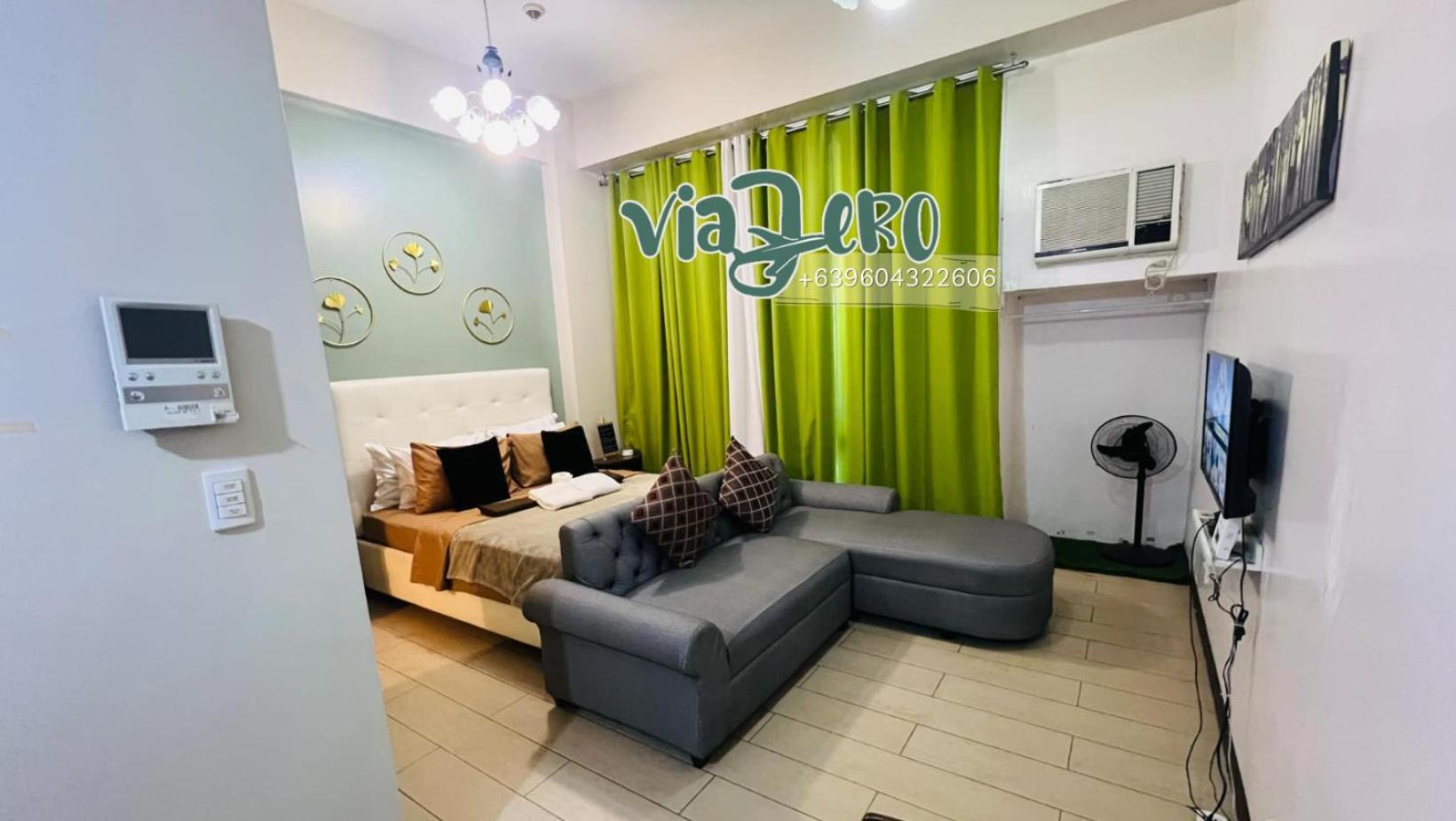 One Palm Tree Villas Condominium - Studio 2Nd Fl With Balcony - Across Terminal 3 Airport Pasay Zewnętrze zdjęcie