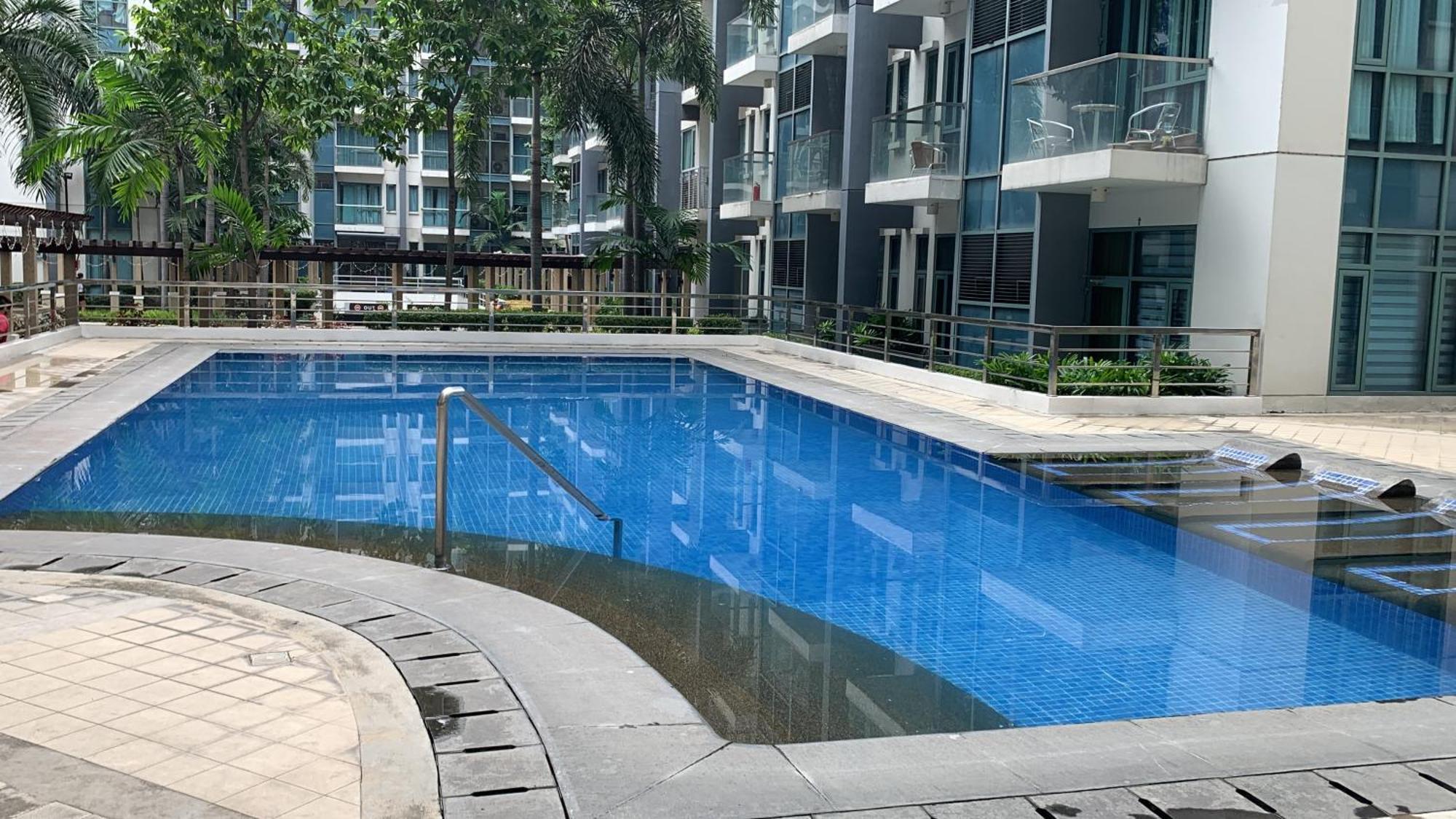 One Palm Tree Villas Condominium - Studio 2Nd Fl With Balcony - Across Terminal 3 Airport Pasay Zewnętrze zdjęcie