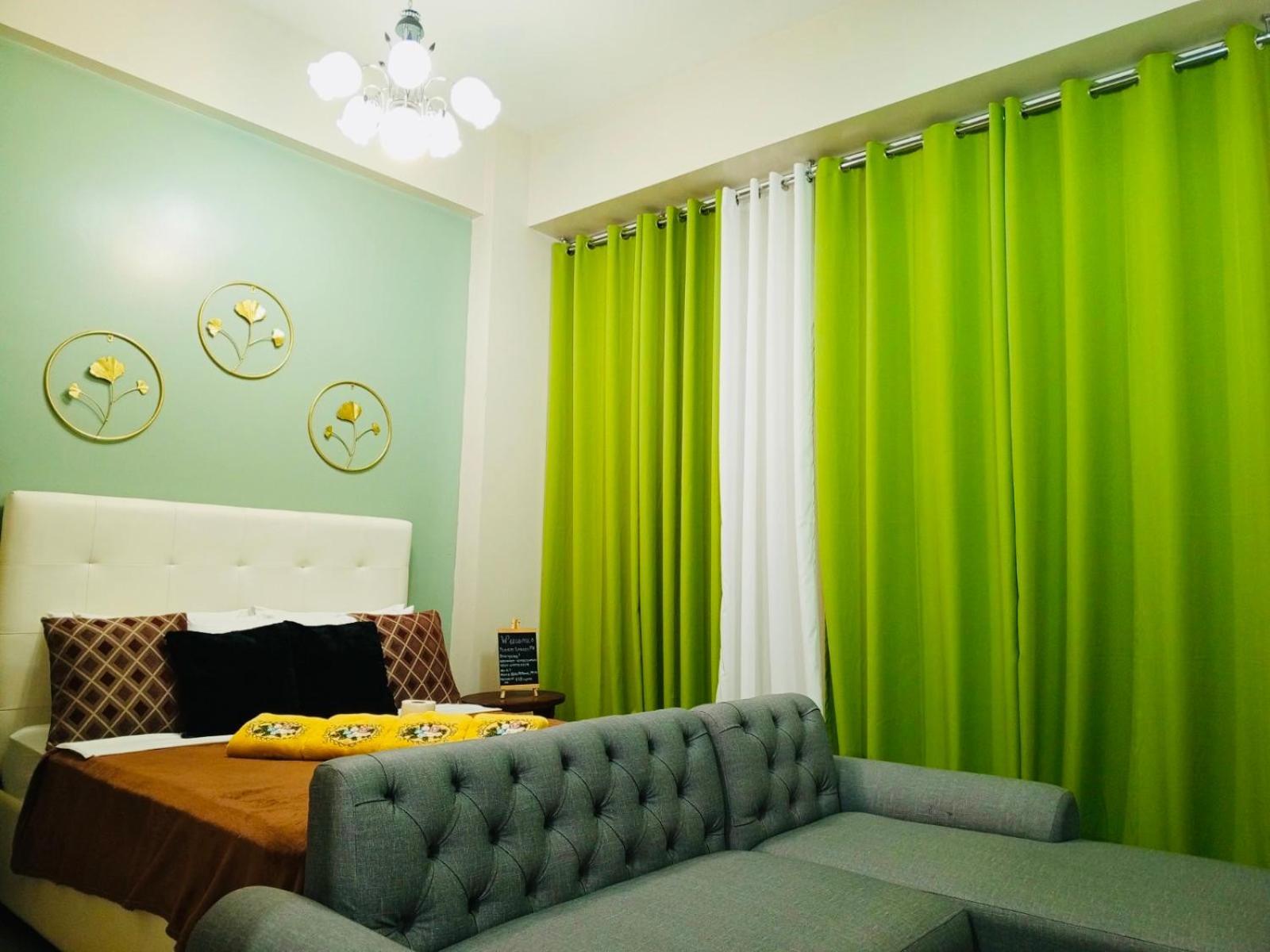 One Palm Tree Villas Condominium - Studio 2Nd Fl With Balcony - Across Terminal 3 Airport Pasay Zewnętrze zdjęcie